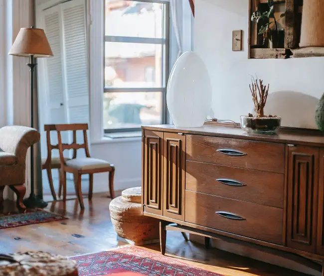 how to polish dresser using beeswax