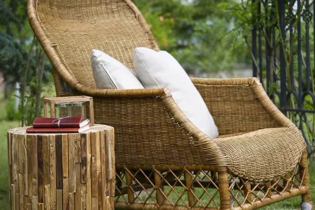 how to dye wicker wood furniture