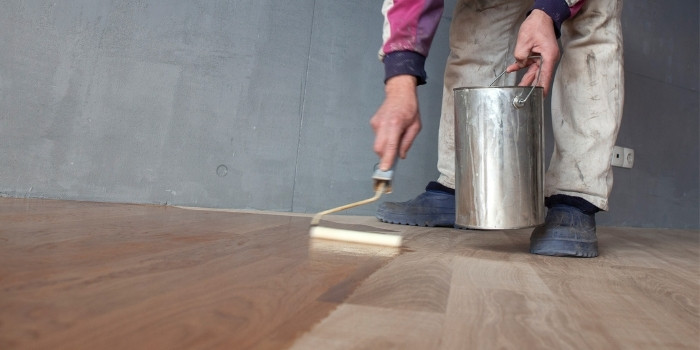 how fast does Minwax polyurethane dry and cure on wood floor