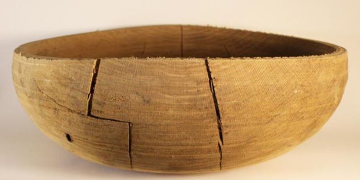 Few ways to fix a cracked wood bowl